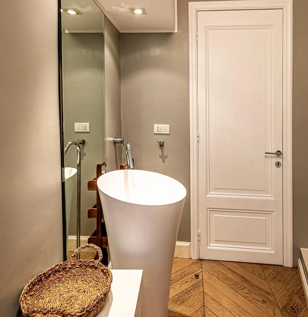 Chiodo Luxury 14 Apartment La Spezia 0*,